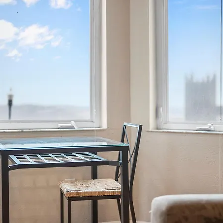 Charming Studio-Panoramic View-Your Pittsburgh Sanctuary Apartment