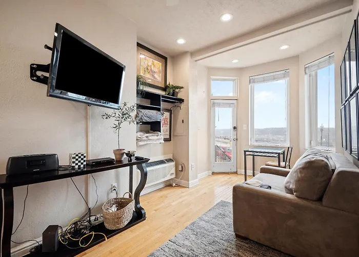 Apartment Charming Studio-panoramic View-your Sanctuary *